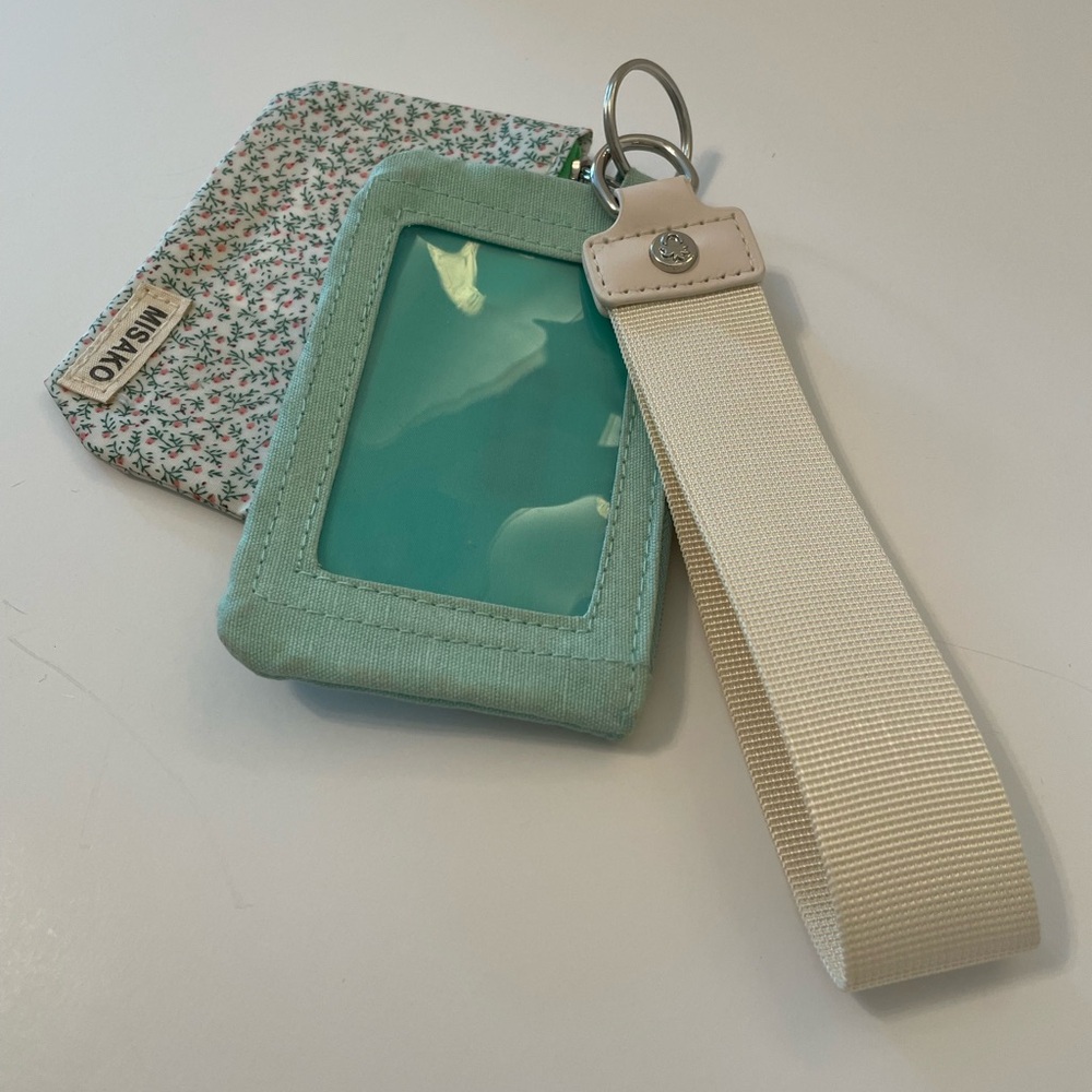 Floral and Mint Double Wallet Wristlet
